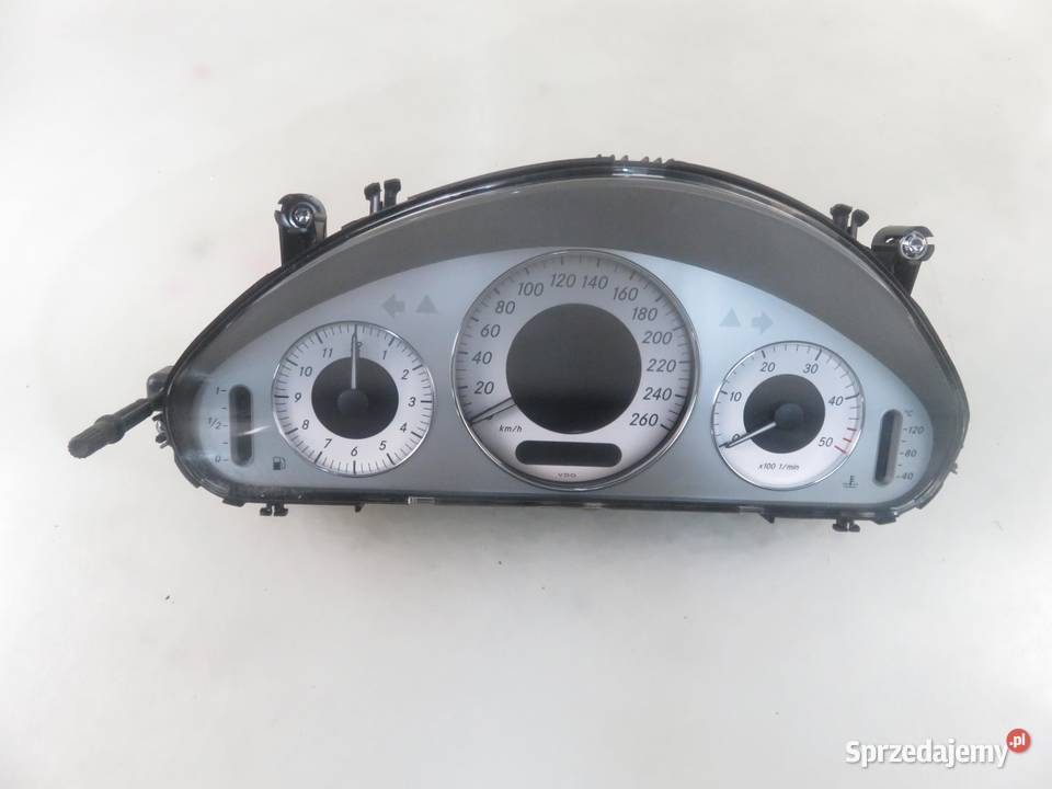 LICZNIK MERCEDES 211 E 320 T CDI 2115402548