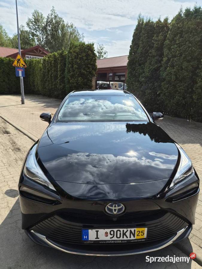 Toyota Mirai nowa nieuszkodzony Warszawa