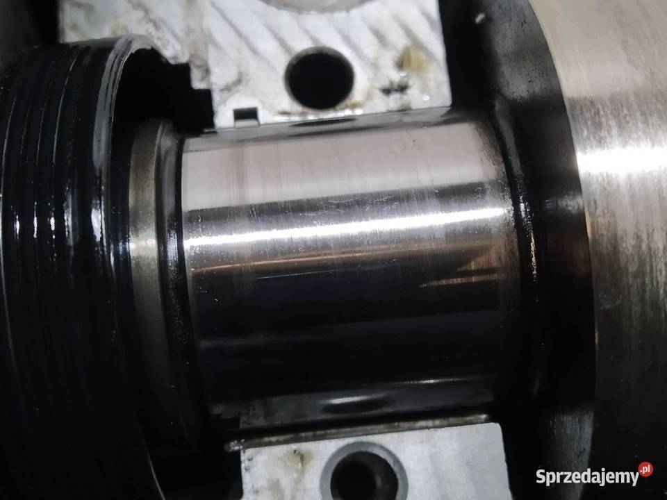GŁOWICA KOMPLETNA 038130373R 19 TDI VW