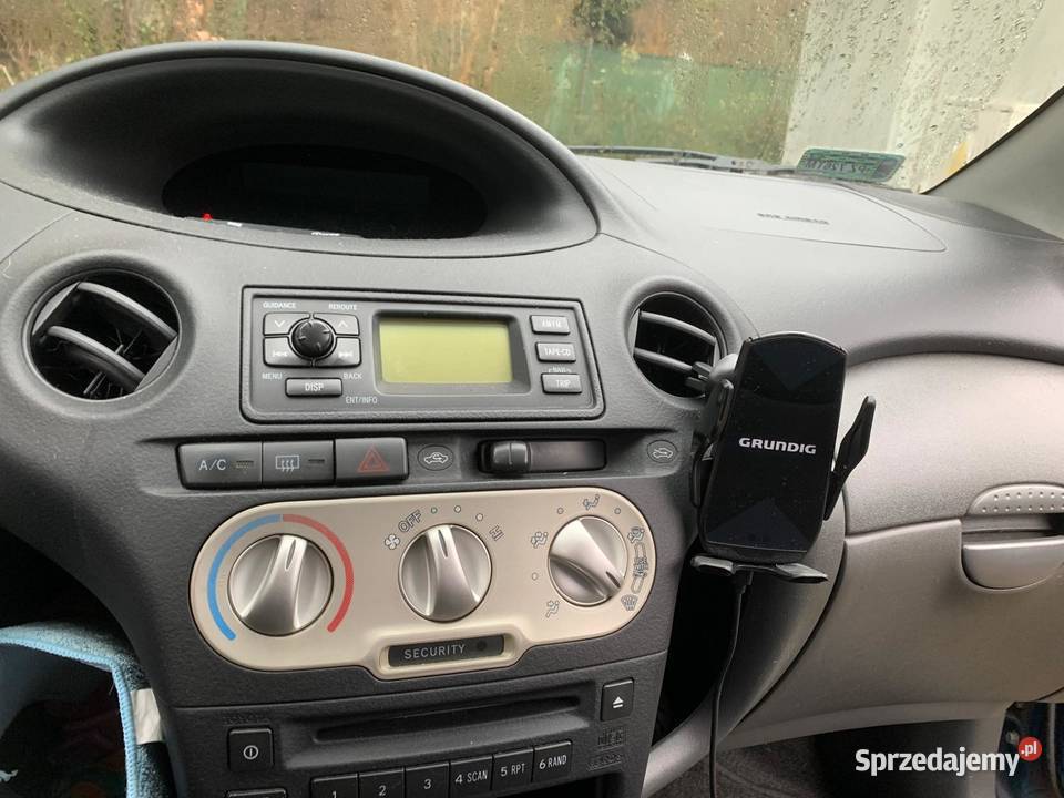 Toyota Yaris salon Polska