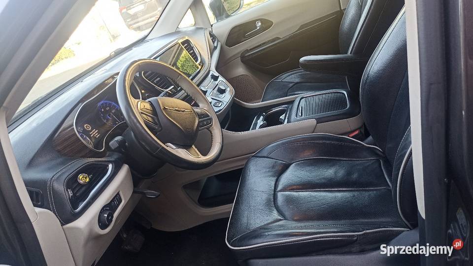 Pacifica Limited AWD Łuków