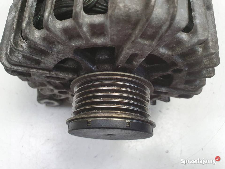 ALTERNATOR BMW F12 F13 30 D valeo 8570672 AL04 osobowe lubelskie Chełm