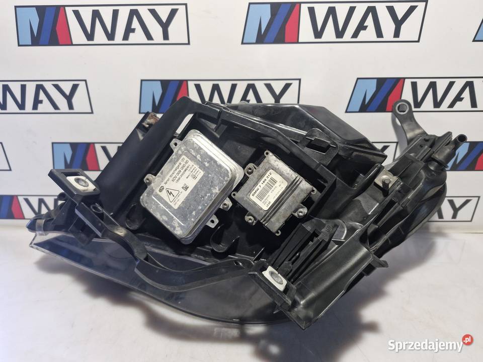 7044672 BMW E60 E61 LCI LAMPA PRAWY PRZÓD XENON