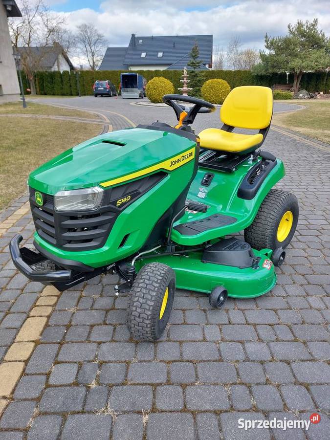 Traktorek ogrodowy John Deere