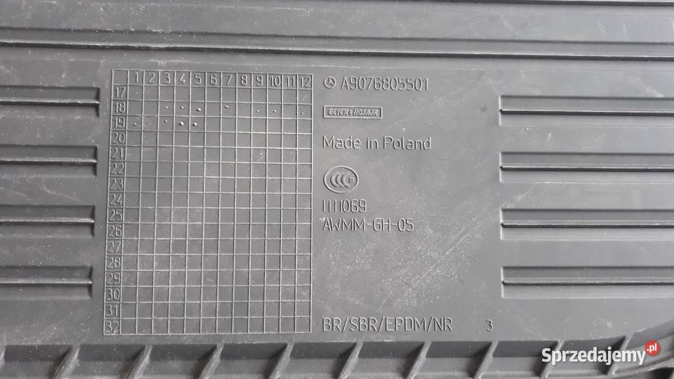 Oryginalne dywaniki gumowe Mercedes Benz Motoryzacja Krajenka sprzedam