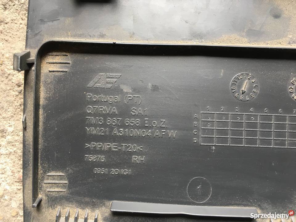 Zaślepki tapicerki Tylnej klapy Sharan Alhambra