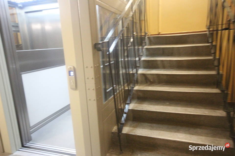 3pok 44met Łączności PIWNICAWINDA Wrocław 12353zł/m2