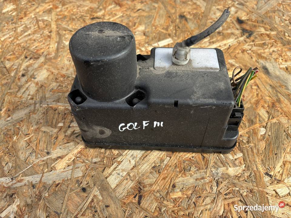 Pompka Zamka Centralnego VW Golf III Wisznice