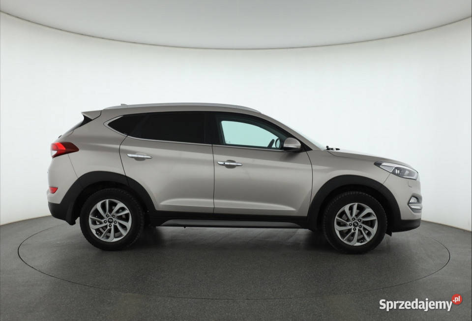 Hyundai Tucson 16 GDI kamera cofania lubelskie Lublin