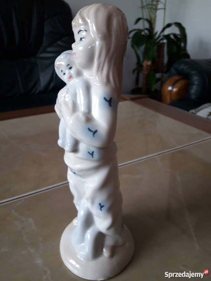 Porcelanowa figurka Sango Hiszpania lubelskie Janów Lubelski sprzedam