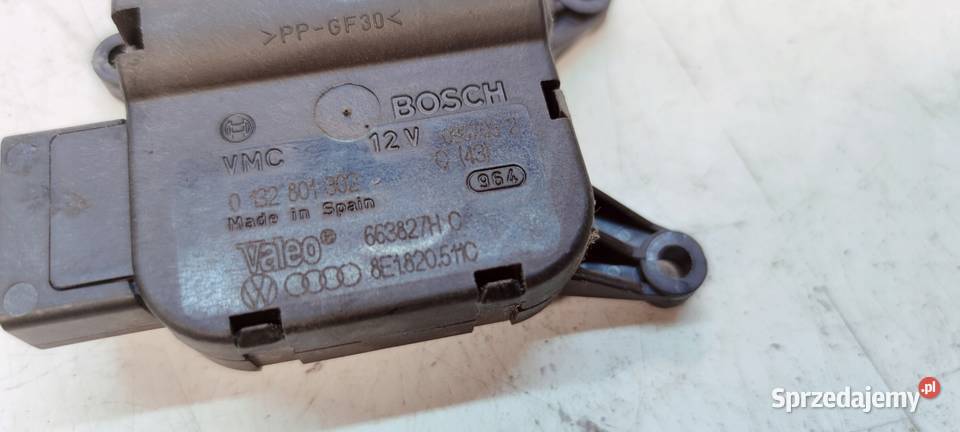 SILNICZEK NAGRZEWNICY AUDI A4 B6 B7 8E1820511C Przystajń