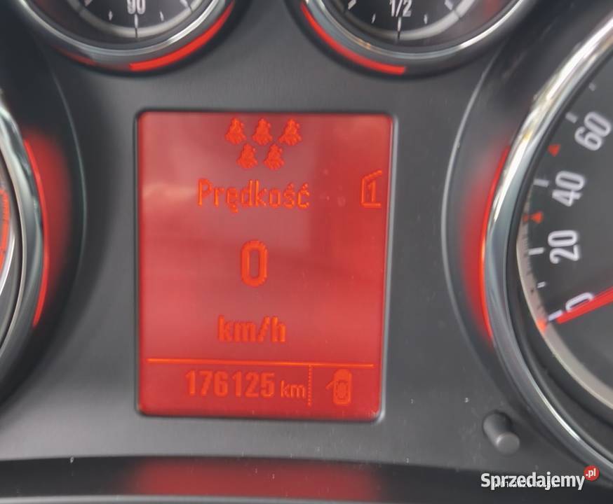 Sprzedam Auto Opel Zafira tourer Rok produkcji 2012 Zafira sprzedam