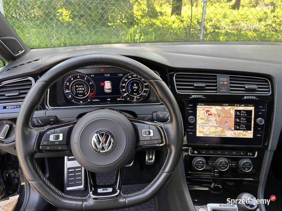 Volkswagen Golf 75 R 2018 20 TSI 310 Manual sprzedam