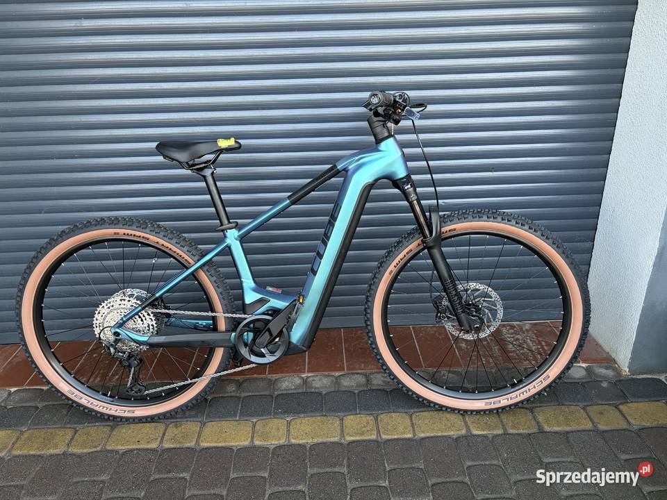 Cube Reaction Hybrid Race 750 nowy rower