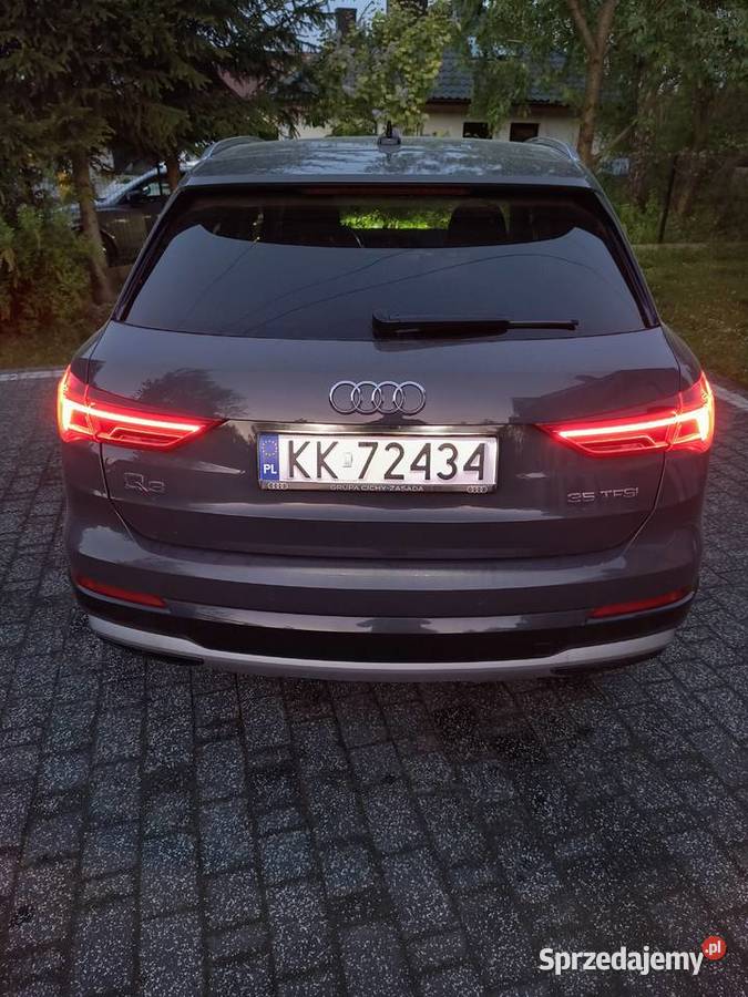 Audi Q3 15 TSI Salon Serwis Aso FV23 bogate automatyczna Motoryzacja