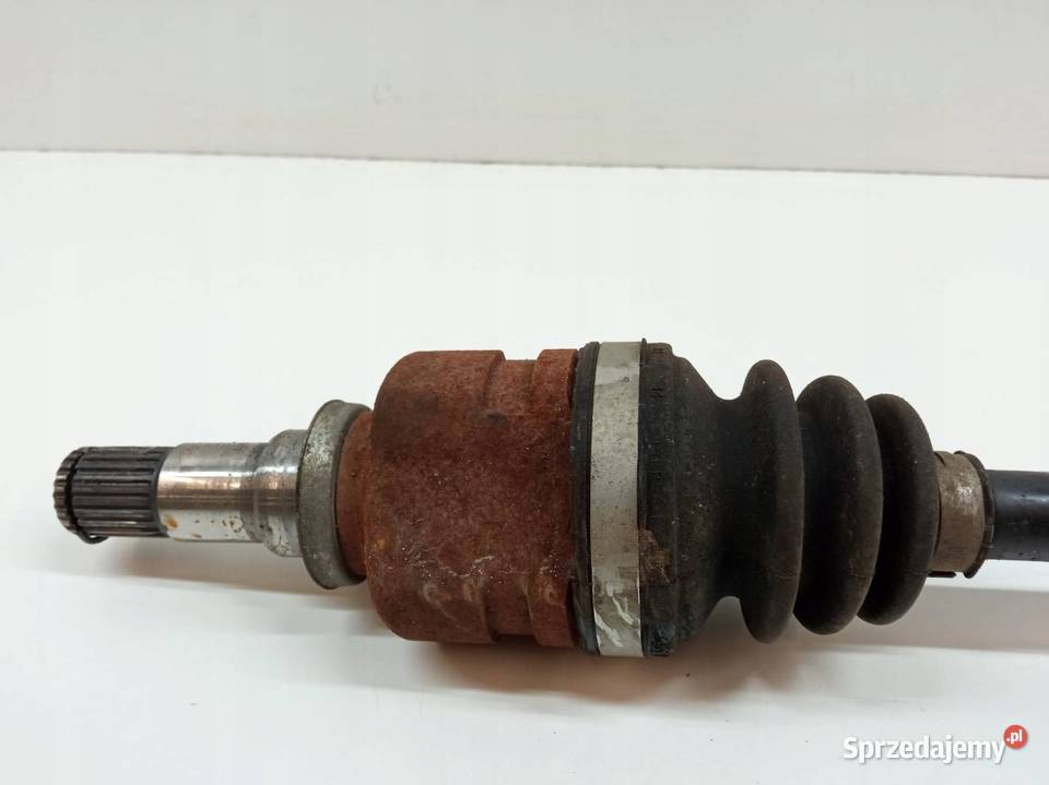 PÓŁOŚ LEWY PRZÓD 133 B 99 434200D322 Toyota