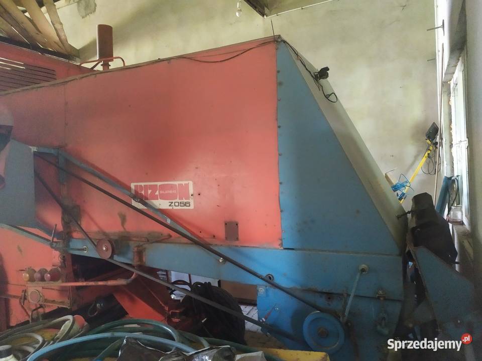 Kombajn zbożowy BIZON Z 056 Super Kombajny Turobin