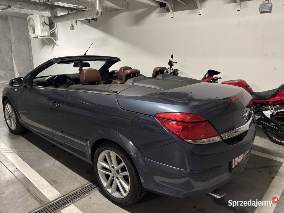 Opel Astra Twin Top 18 benzyna Białystok sprzedam