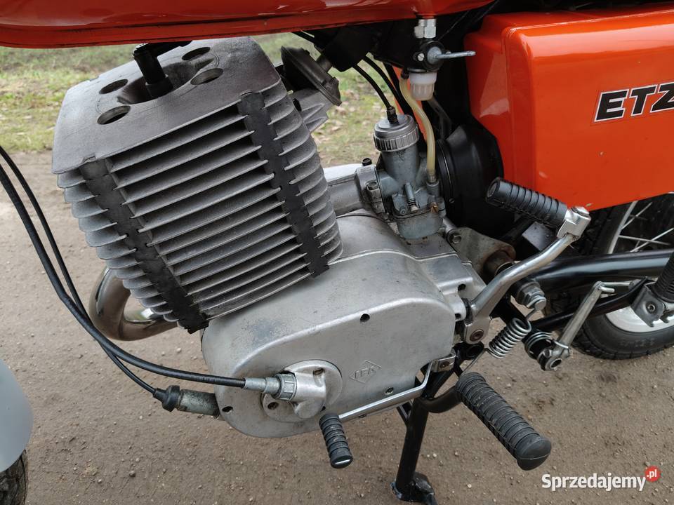 MZ ETZ 250 1985r z dokumentami motocykl MZ ETZ wielkopolskie Nowe Skalmierzyce