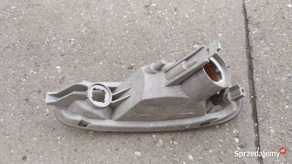Mazda mx3 mx3 kierunkowskaz lewy Byków