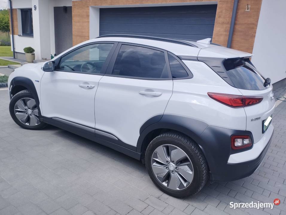 Hyundai Kona Elektryk Premium Serwis ASO FV 23 podgrzewane fotele mazowieckie Warka