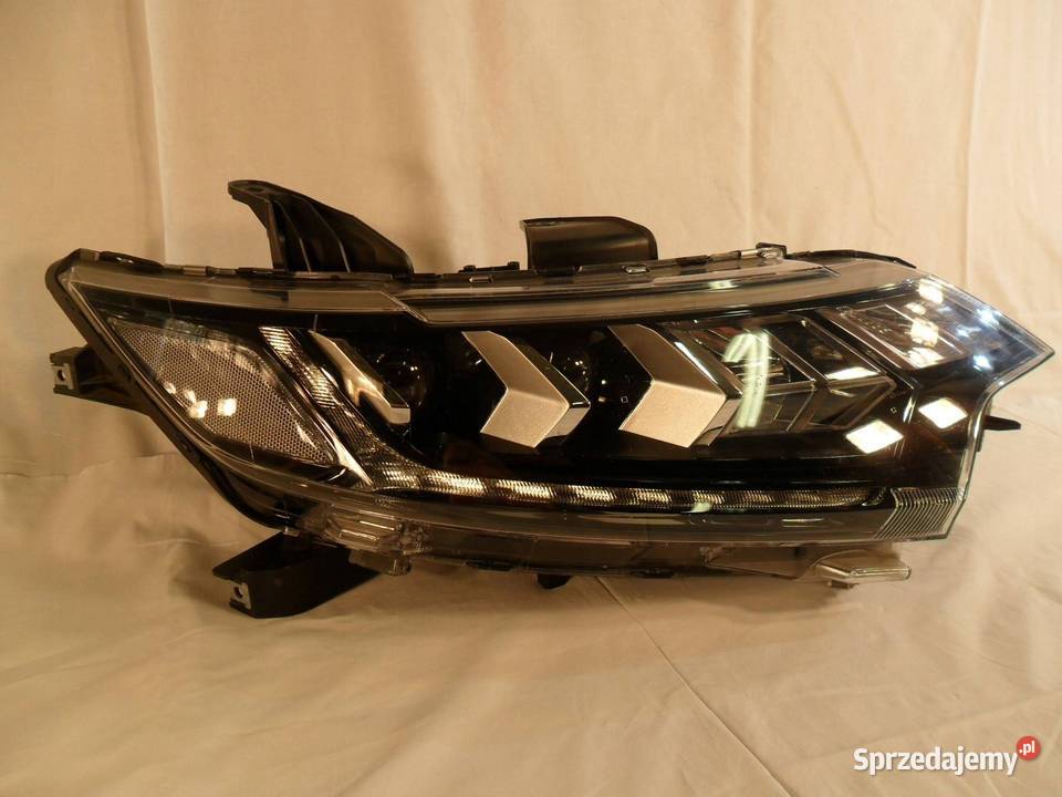 REFLEKTOR PRZÓD STRONA PRAWA MITSUBISHI Nowy Tomyśl