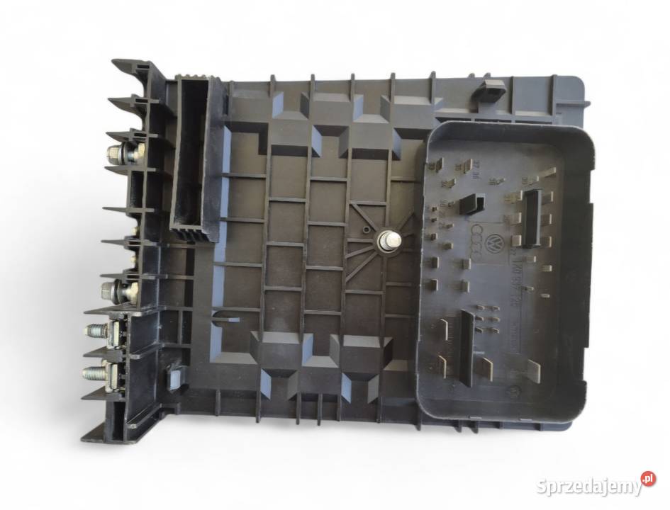 SKRZYNKA BEZPIECZNIKÓW VW SEAT AUDI SKODA Części samochodowe Działoszyce