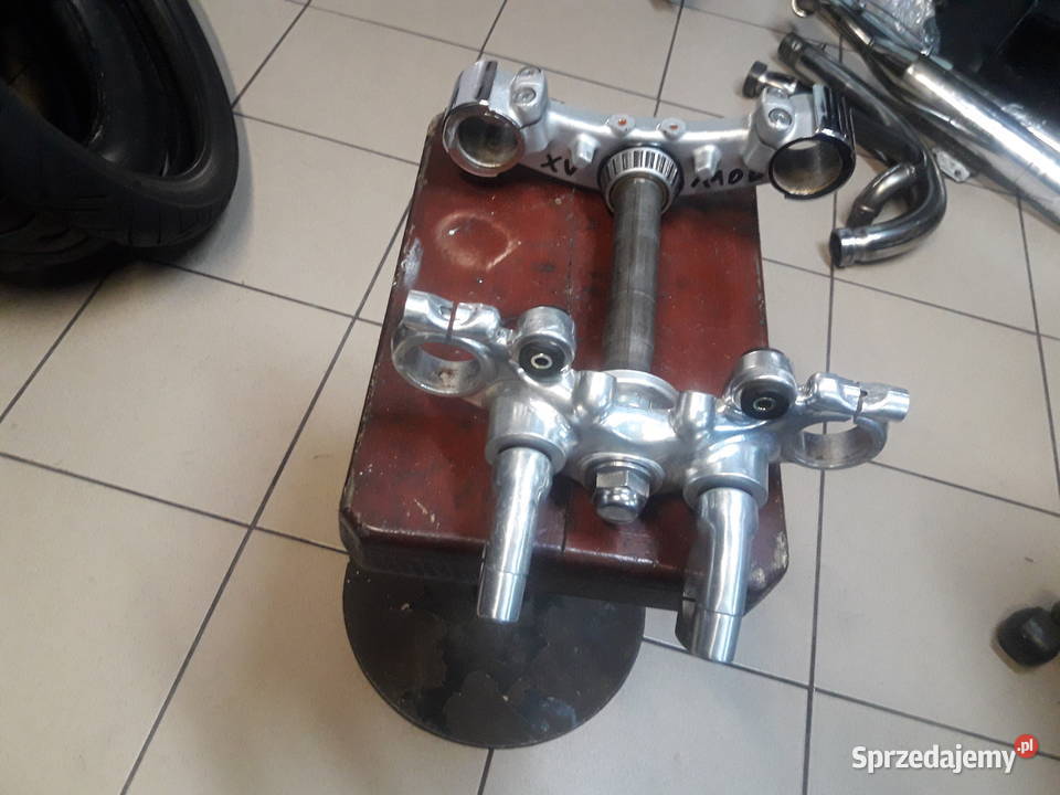 Półka kompletna z riserami Virago XV Jawiszowice sprzedam