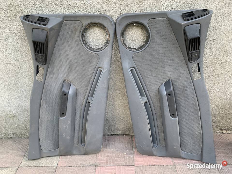 Boczki poszycia drzwi alfa romeo 145 Ropczyce sprzedam