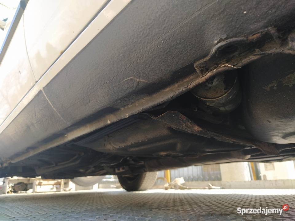 BMW 3 E30 18benz klimatyzacja 1 właściciel poduszka powietrzna Starachowice