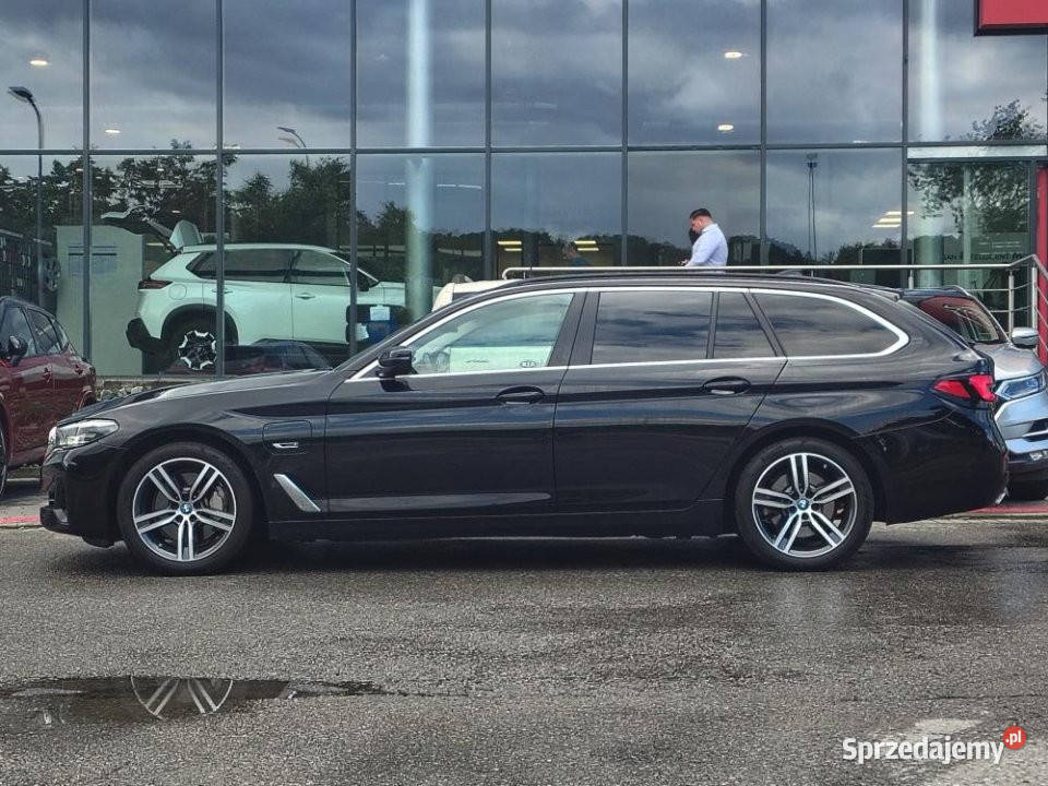 BMW SERIA 5 2022r Carplay El Fotel Ambienty Hak Kraków