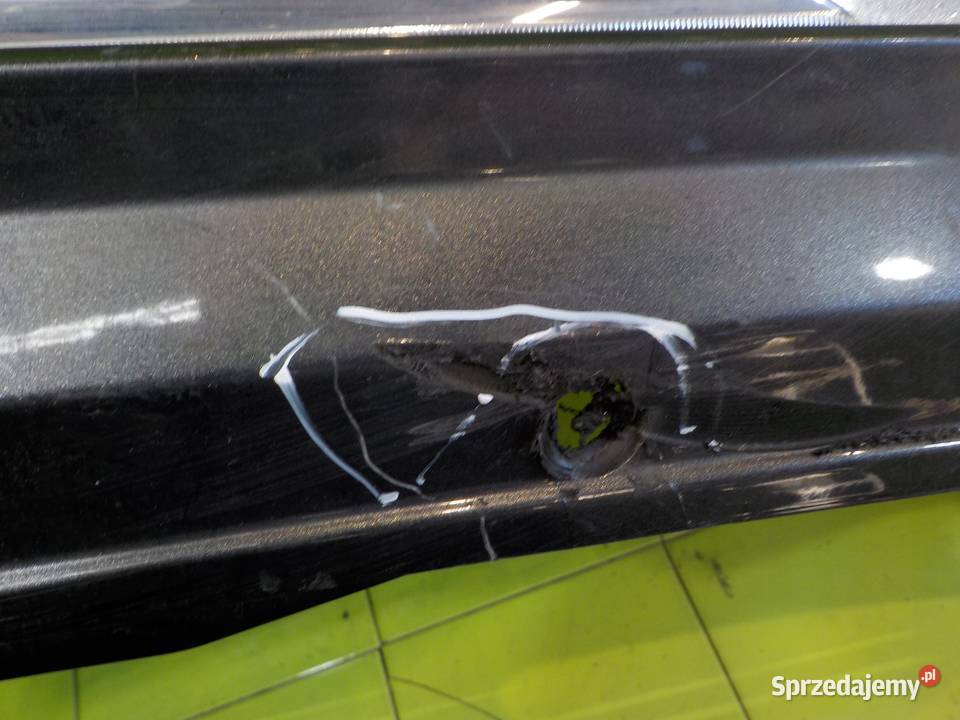 TOYOTA PRIUS II 09r 5D zderzak przod Suków