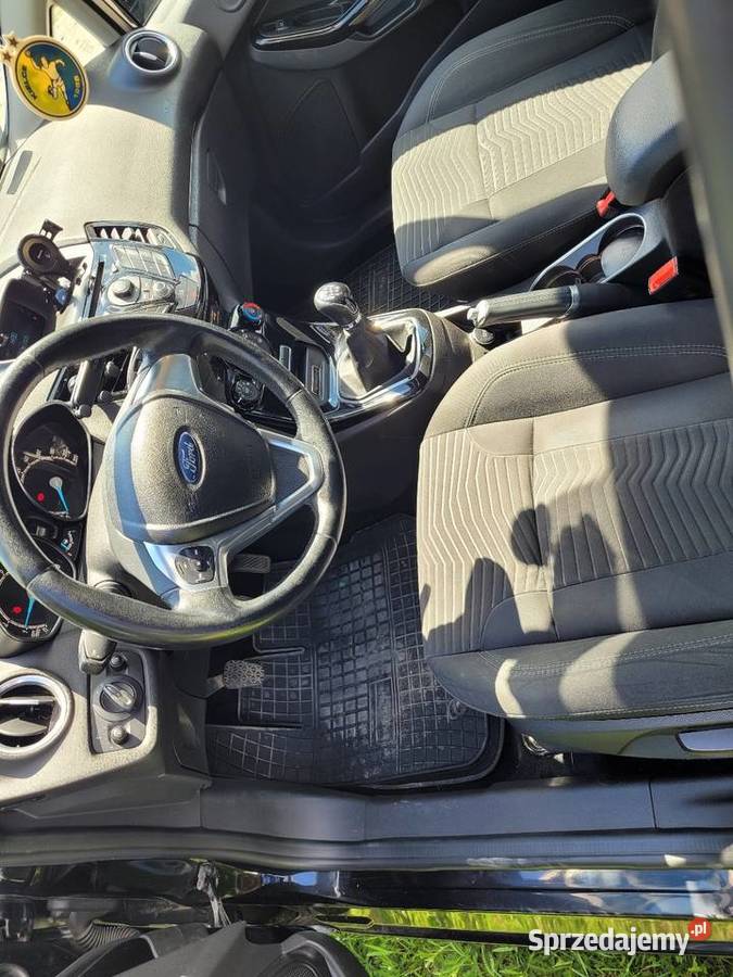 Ford Fiesta MK7 10 Ecoboost 2014 czarny Kielce sprzedam