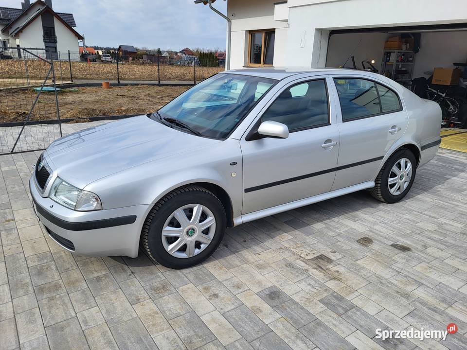 SKODA OCTAVIA 20 BENZYNA Strzelce Opolskie