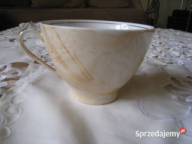 Filiżanka porcelanowa z okresu PRL Ćmielów Częstochowa sprzedam