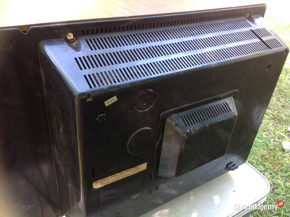 Stary Telewizor Grundig Super Color 8400TS z