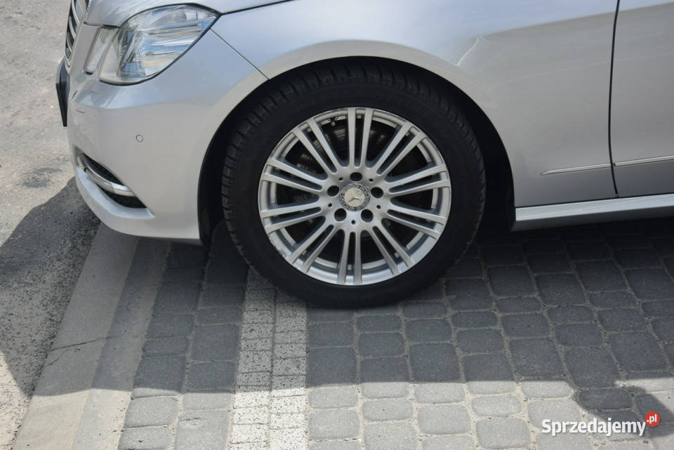 Mercedes E 350 30 V6D 265 Navi Kamera Serwis 2 podkarpackie Majdan Sieniawski