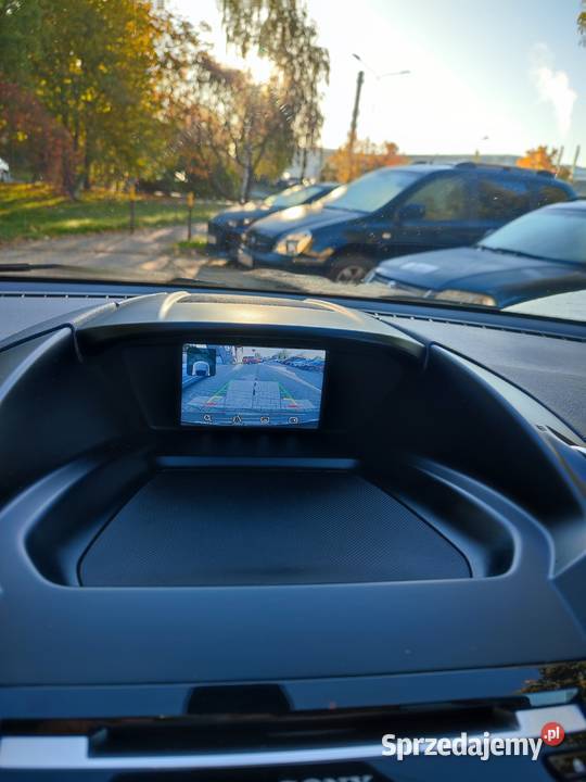 FORD KUGA ORYGINALY LAKIER I PRZEBIEK NOWY AKU asystent pasa ruchu Wrocław sprzedam