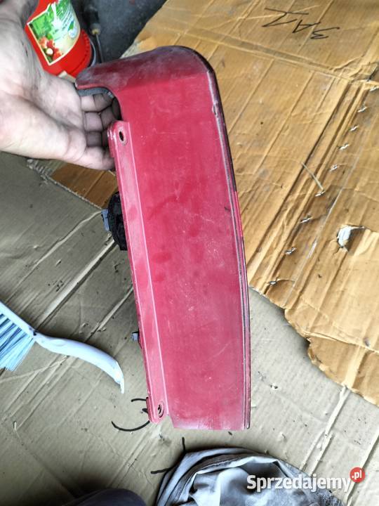 LAMPA TYŁ TYLNA PRAWA FORD FOCUS MK1 KOMBI Kamień-Kolonia