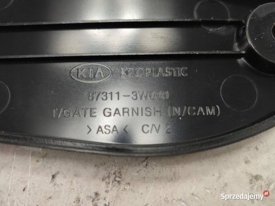 BLENDA LISTWA KLAPY TYŁ KIA SPORTAGE III SL