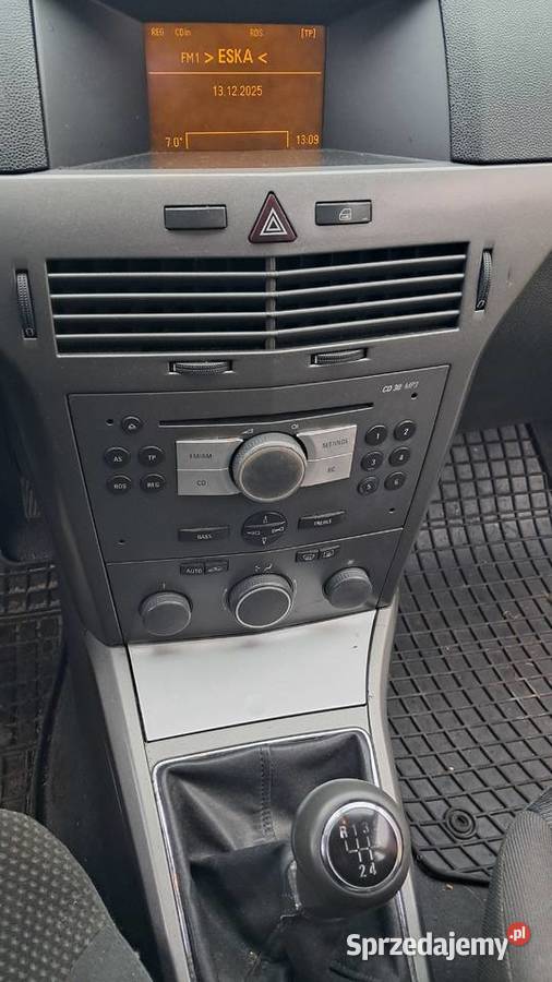 Opel astra h 16 benzyna Stepnica