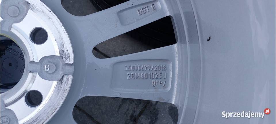 VW T Roc T cros koła 5x100 2GM601025D małopolskie Trzciana