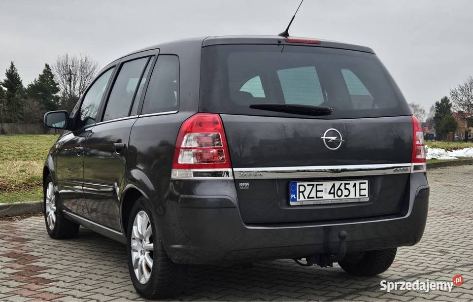 Opel Zafira 7 os 16 benz 2010 r Tempomat Rzeszów