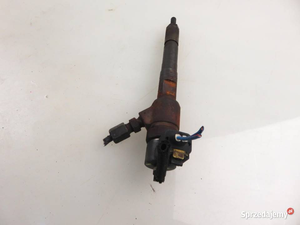 WTRYSKIWACZ OPEL COMBO C 13 CDTI 16V 0445110183