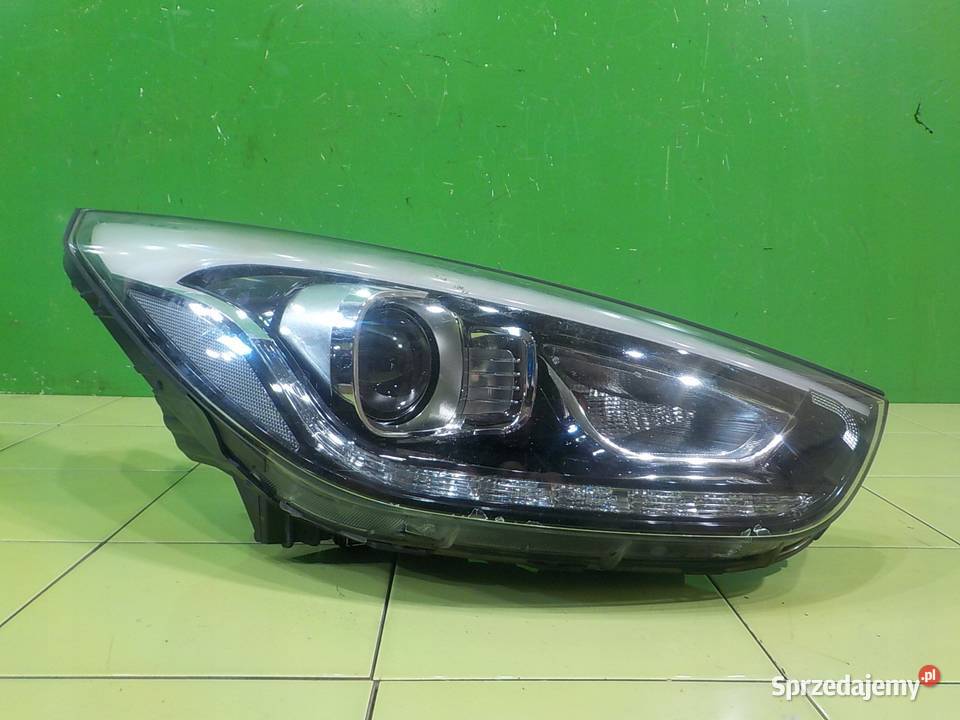 HYUNDAI ix35 I LIFT 20 CRDI 14r 5D XENON lampa mazowieckie Suków