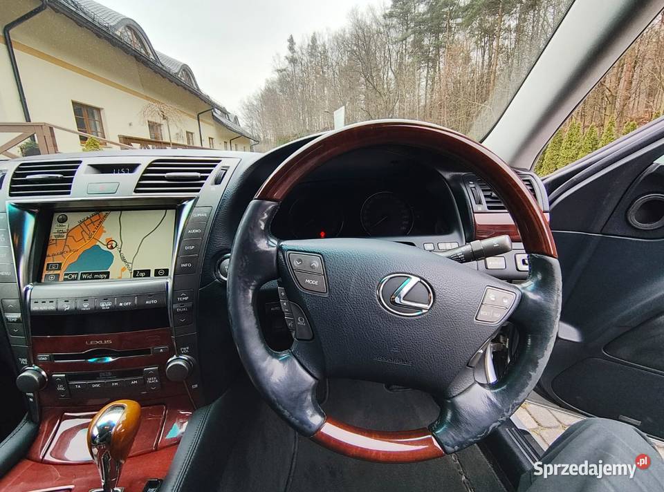 Lexus LS460 anglik zarejestrowany i ubezpieczony