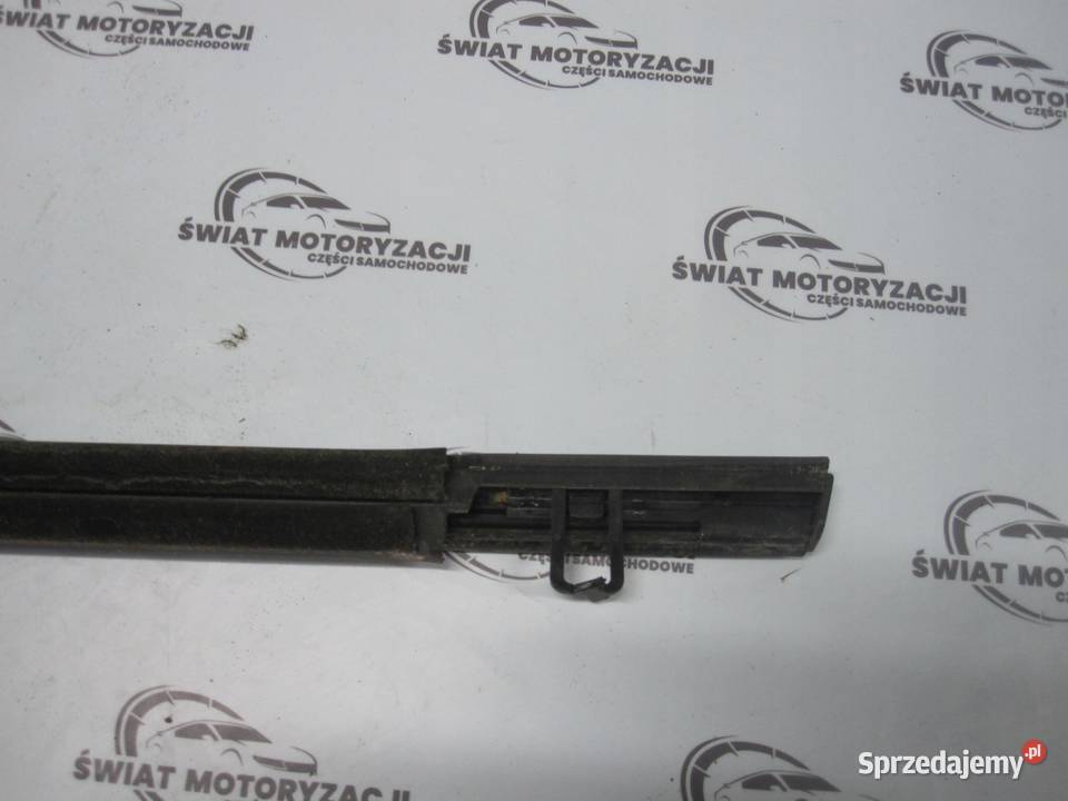 HONDA CIVIC VIII 07r listwa prawa przód
