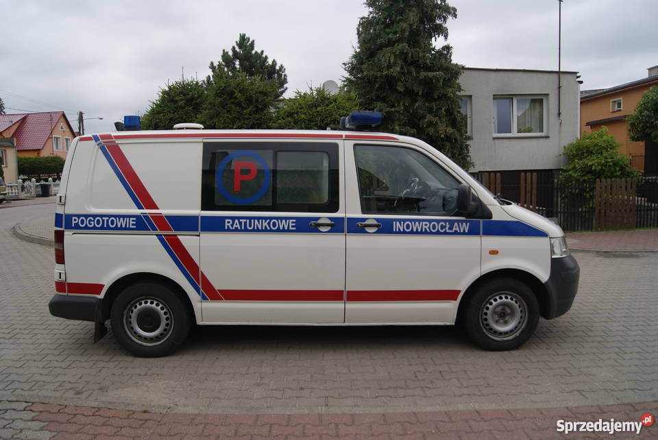 Ambulans karetka Volkswagen t5 transporter nosze warmińsko-mazurskie Biskupiec-Kolonia Druga