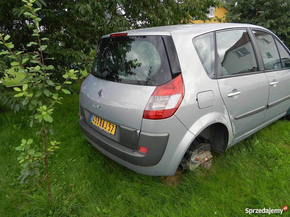 Części Scenic II 150000km Egiertowo sprzedam