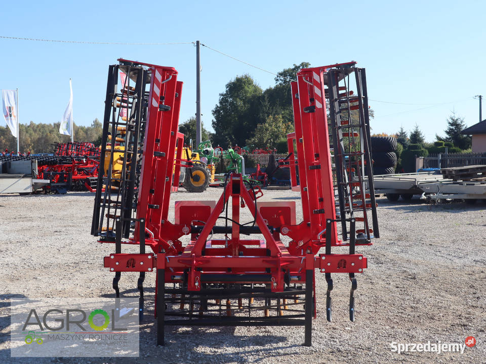 Agregat uprawowy przedsiewny AgroFactory CARO 42